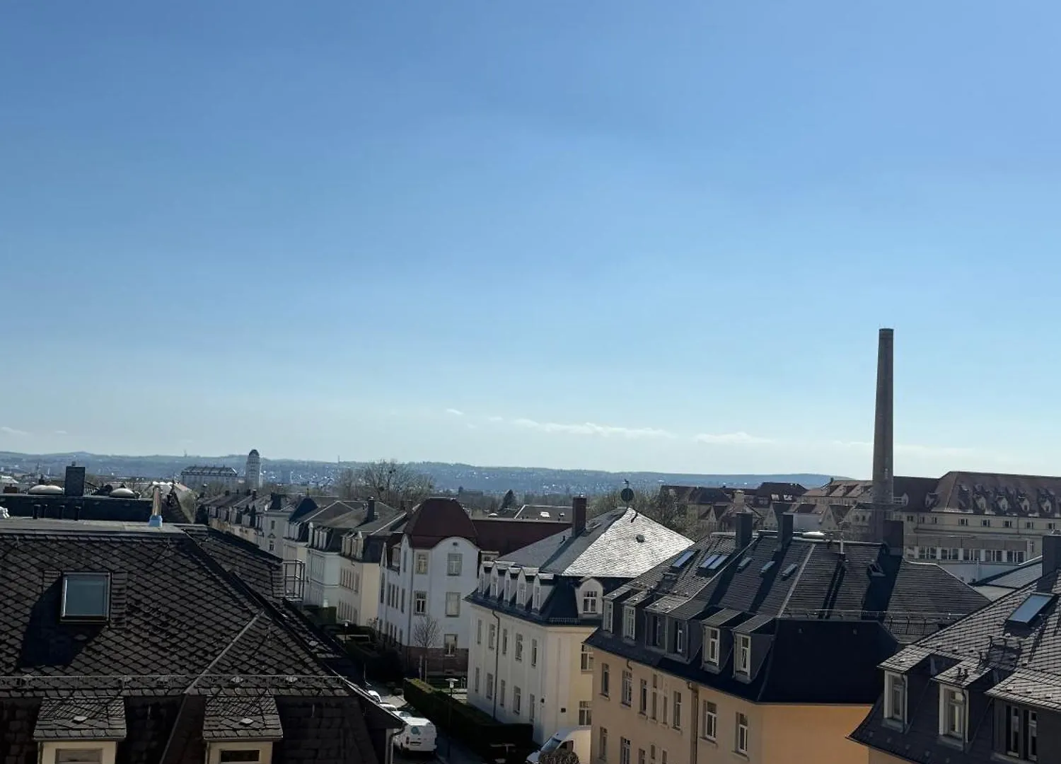 Homestay City View Apartment - Breakfast - Netflix - Free Shuttle Dresden Germany